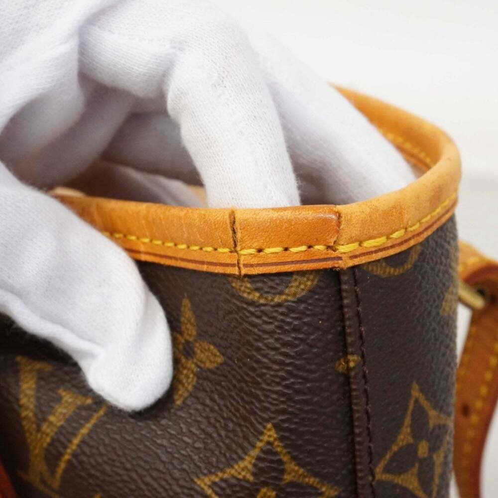 LOUIS VUITTON Brown Monogram Tote Bag - Picture 6 of 11